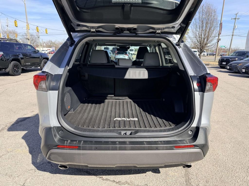 Certified 2020 Toyota RAV4 Limited image 15