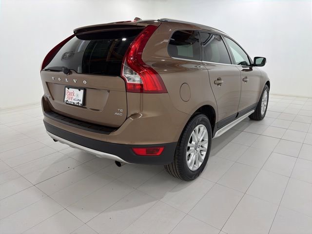 Used 2010 Volvo XC60 T6 AWD/4WD image 4