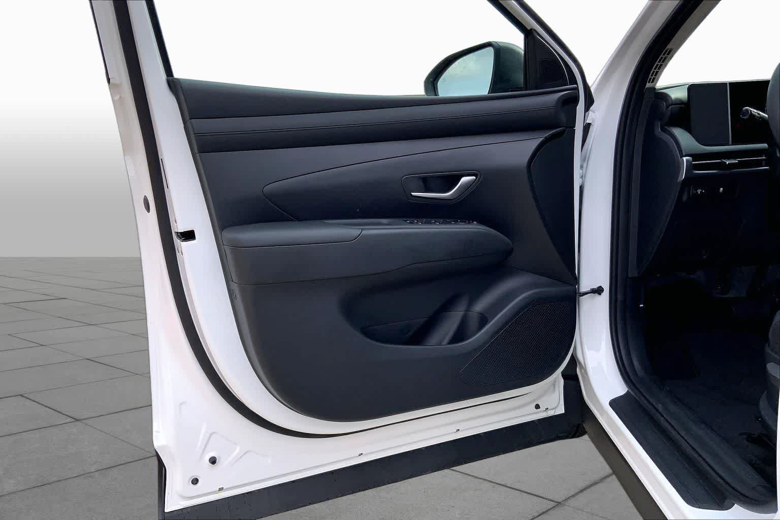 New 2026 Hyundai Tucson SE FWD image 10