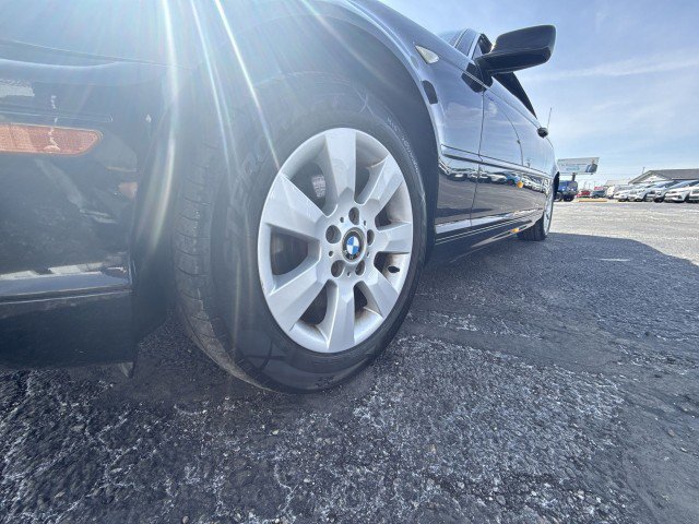 Used 2006 BMW 325Ci Convertible image 18