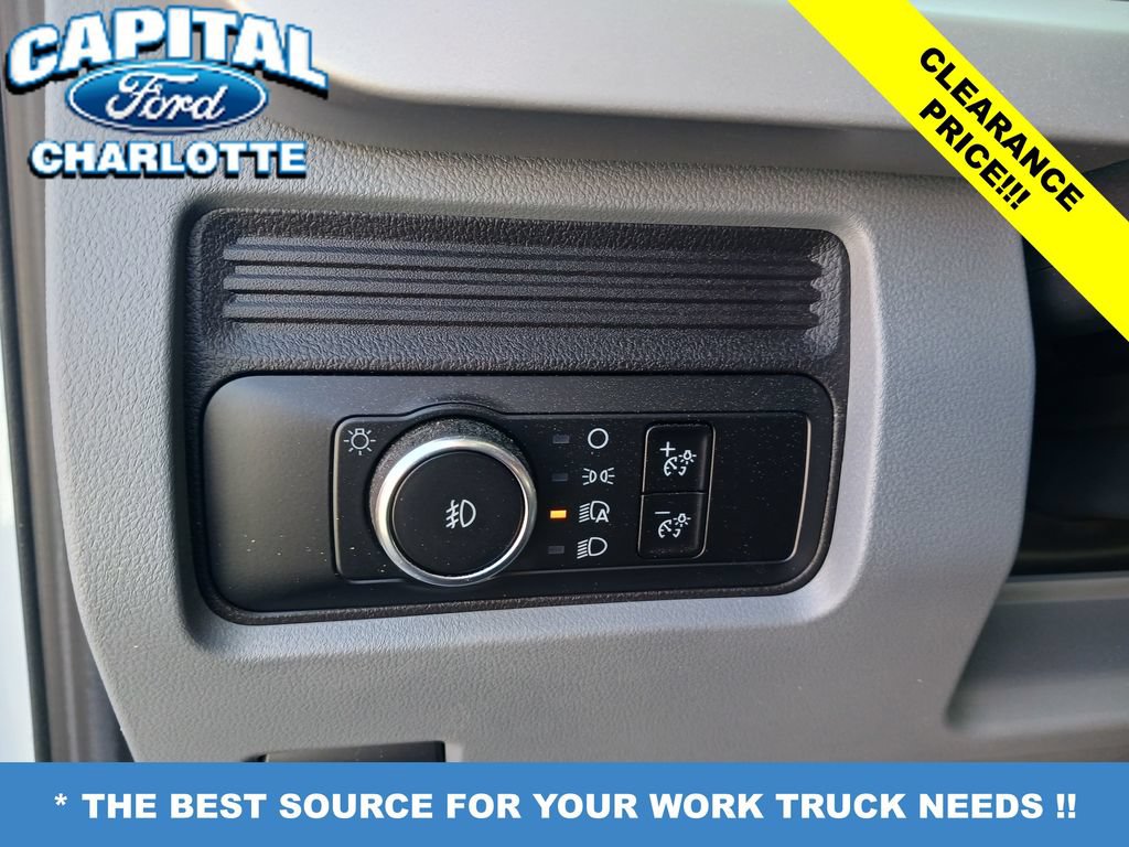 New 2024 Ford F450 XL w/ XL Chrome Package RWD image 28
