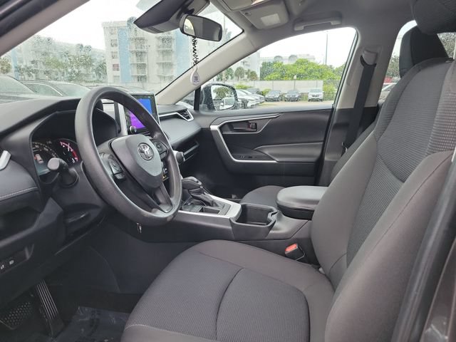 Used 2024 Toyota RAV4 LE FWD image 11