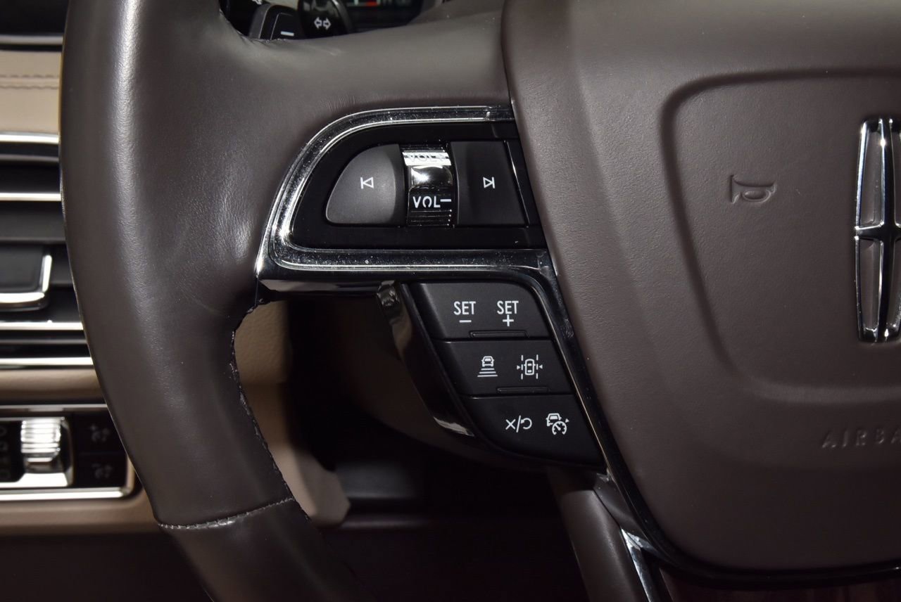 Certified 2023 Lincoln Navigator Reserve AWD/4WD image 25