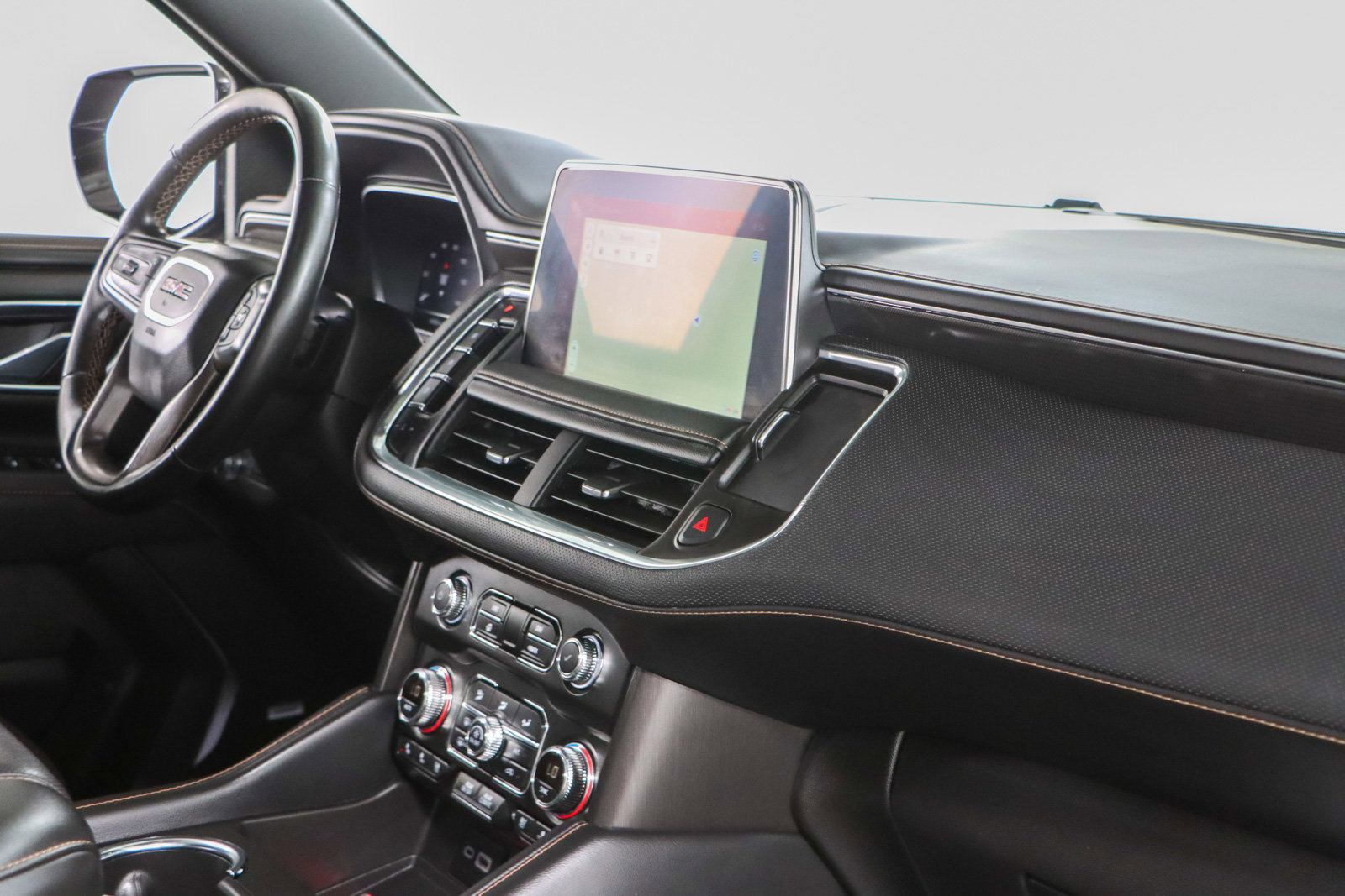 Used 2024 GMC Yukon AT4 w/ Max Trailering Package image 30