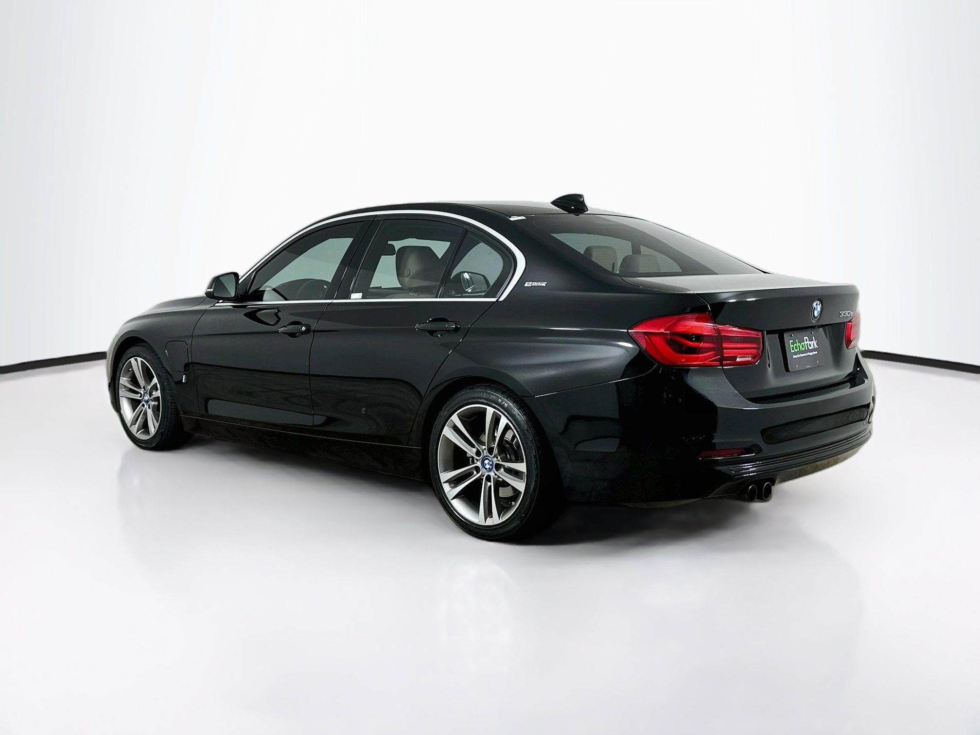 Used 2018 BMW 330e RWD image 5