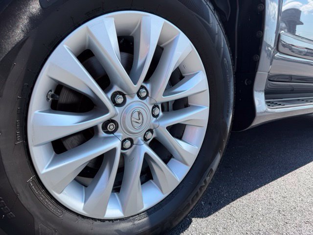 Used 2019 Lexus GX 460 Premium w/ Premium Package AWD/4WD image 16
