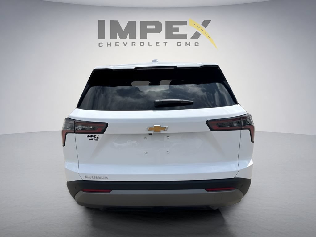 Used 2026 Chevrolet Equinox LT FWD image 4