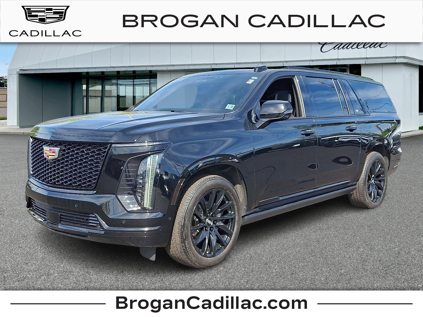 Used 2025 Cadillac Escalade ESV Sport w/ Touring Package AWD/4WD image 1