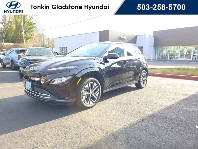 Certified 2023 Hyundai Kona SE w/ Cargo Package image 3