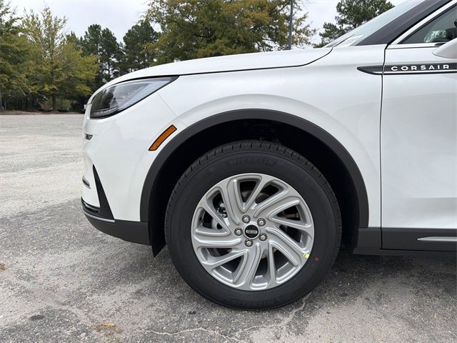 New 2026 Lincoln Corsair Premiere image 10