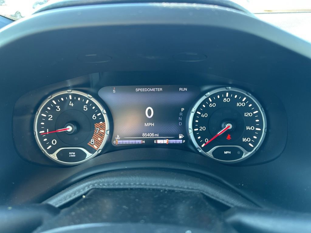 Used 2020 Jeep Renegade Trailhawk w/ Premium Leather Group image 27