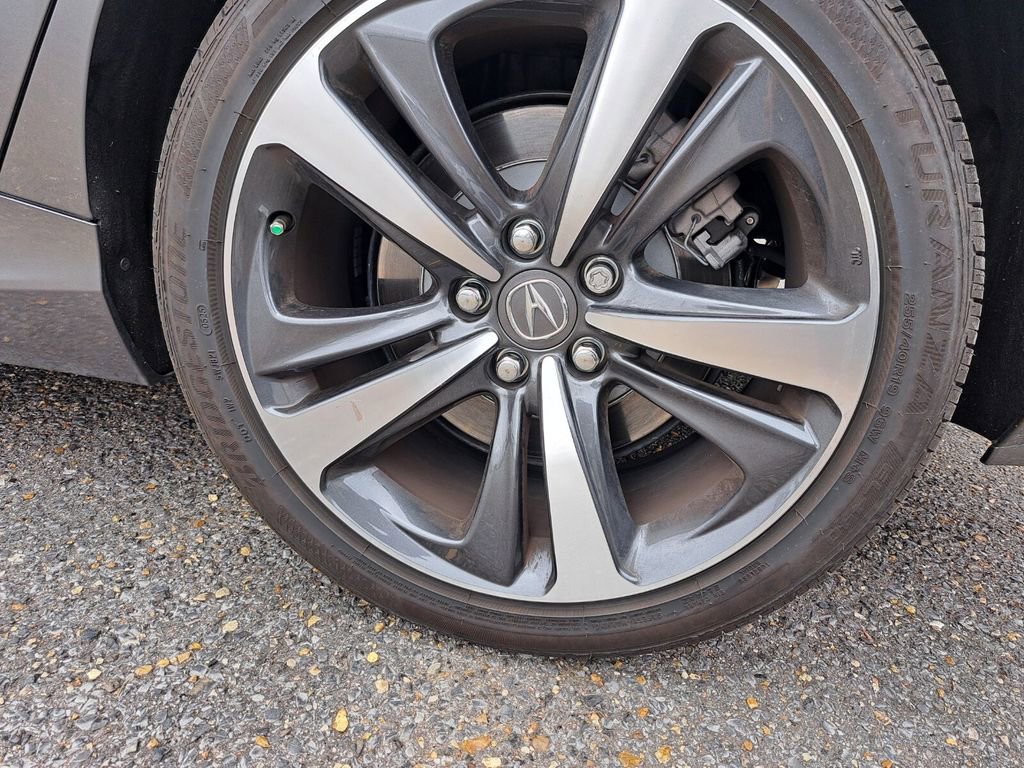 Certified 2025 Acura TLX w/ Technology Package image 29
