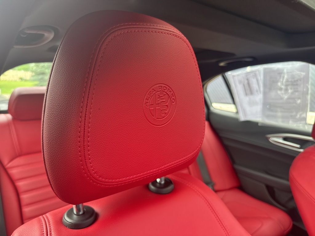 Used 2024 Alfa Romeo Giulia Ti w/ Performance Driving Package AWD/4WD image 66