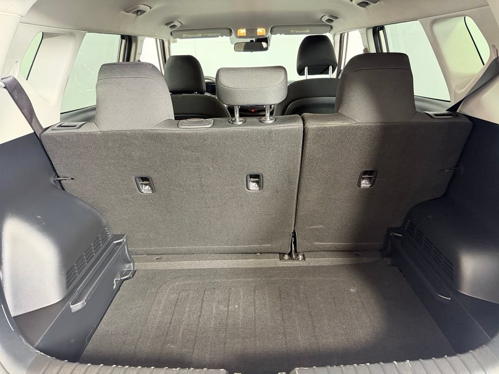 Used 2025 Kia Soul LX w/ LX Technology Package FWD image 26