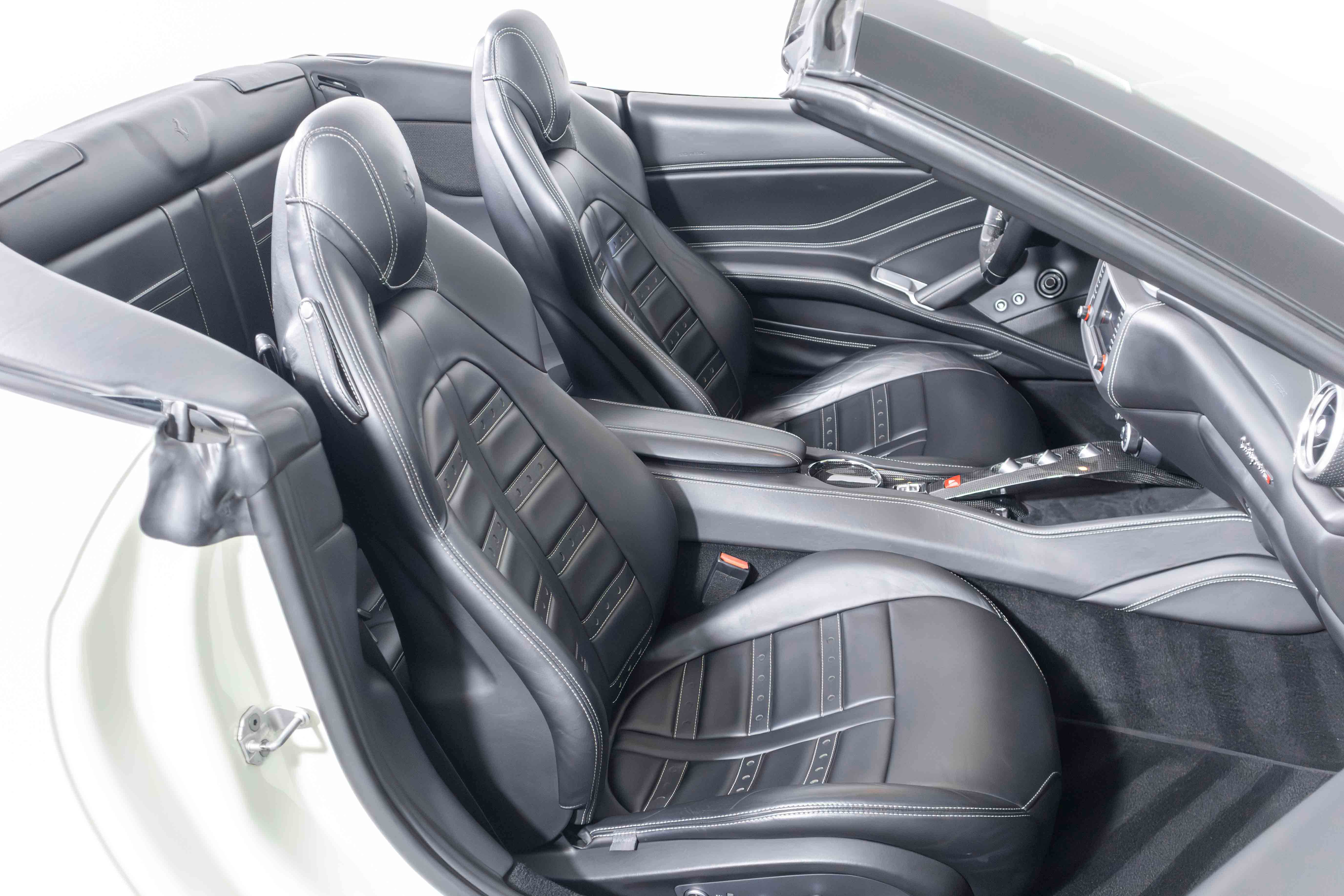 Certified 2016 Ferrari California T image 43