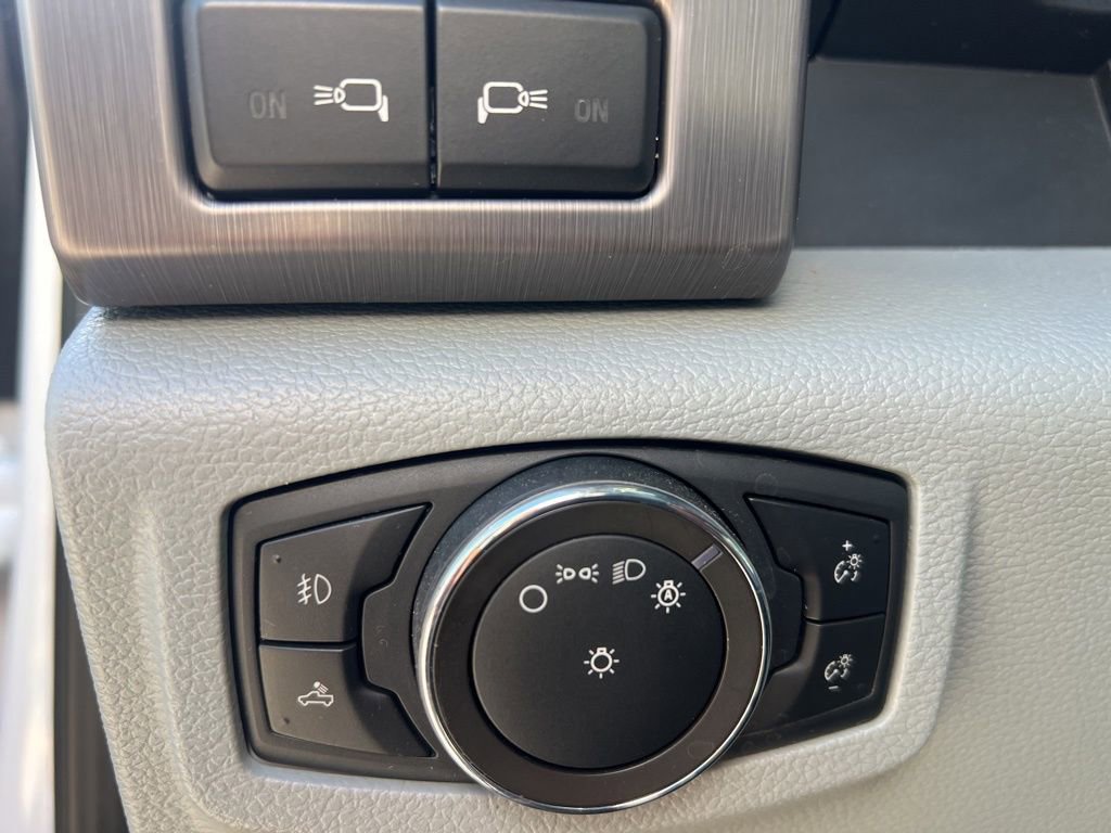 Used 2022 Ford F450 Limited w/ FX4 Off-Road Package image 65