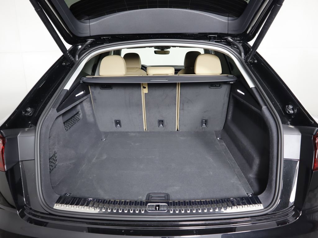 Used 2025 Audi Q8 Premium w/ Black Optic Package image 30