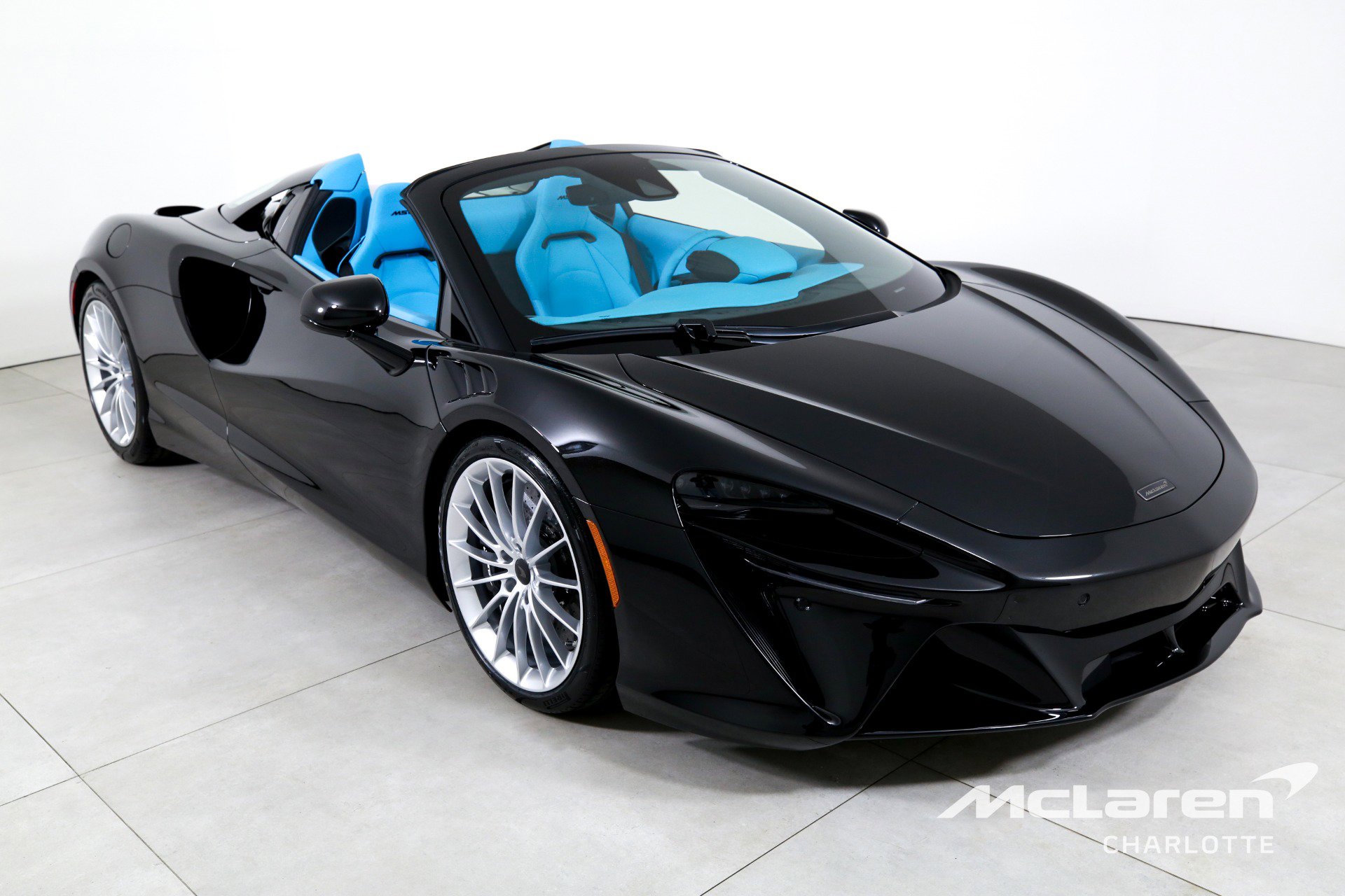 New 2026 McLaren Artura Spider RWD image 4