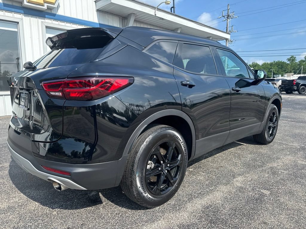 Used 2023 Chevrolet Blazer LT w/ Midnight/Sport Edition AWD/4WD image 7