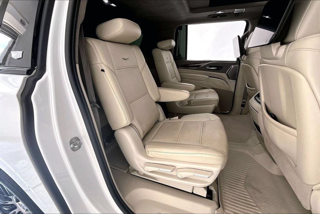 Used 2021 Cadillac Escalade ESV Sport Platinum AWD/4WD image 34