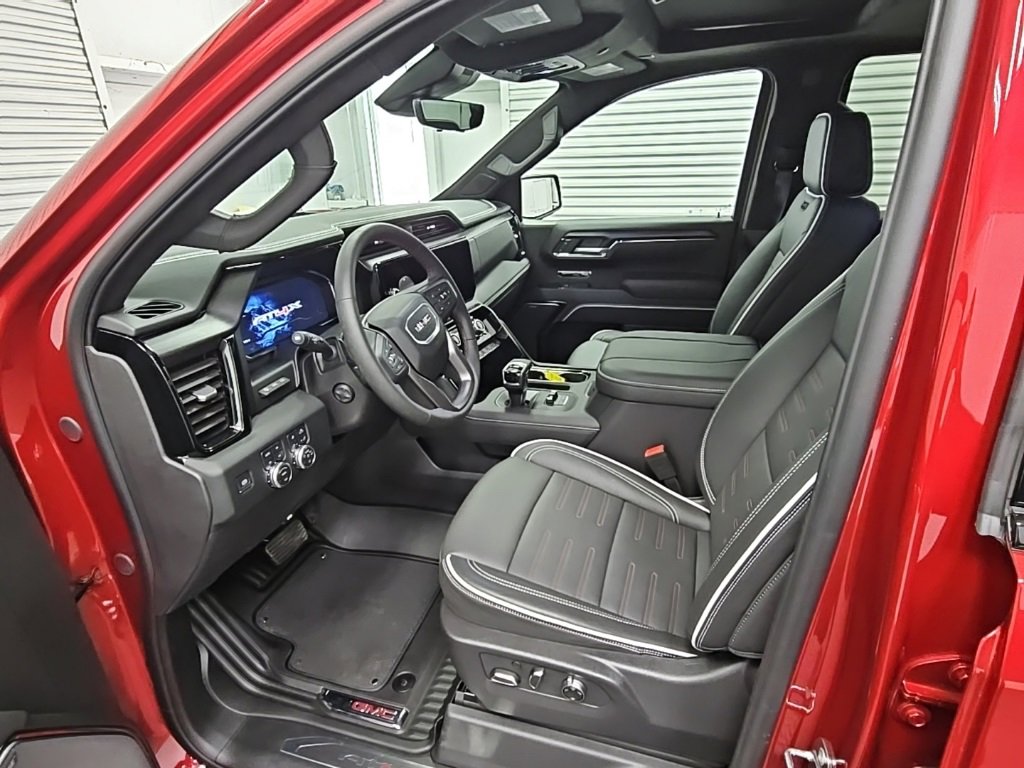 Used 2024 GMC Sierra 1500 AT4X image 10