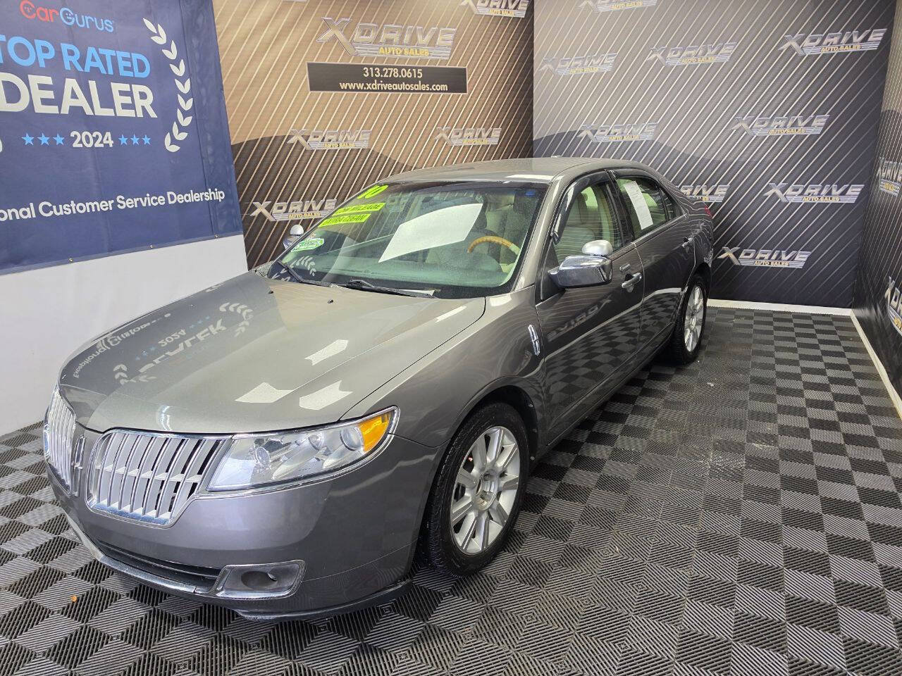 Used 2010 Lincoln MKZ FWD image 1