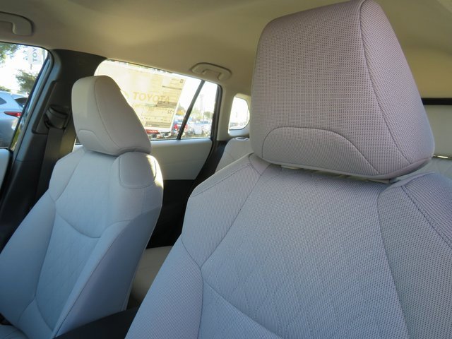 New 2026 Toyota Corolla Cross L image 16