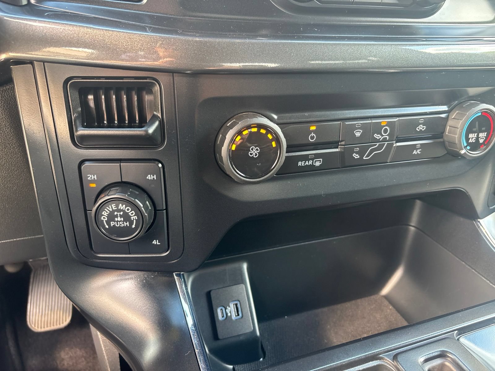 Certified 2023 Ford F150 XL w/ STX Appearance Package AWD/4WD image 22