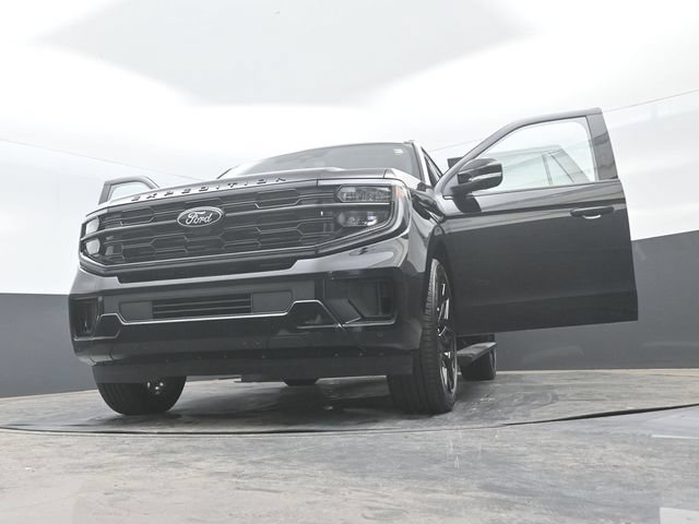 New 2026 Ford Expedition Platinum w/ Stealth Performance Package AWD/4WD image 33