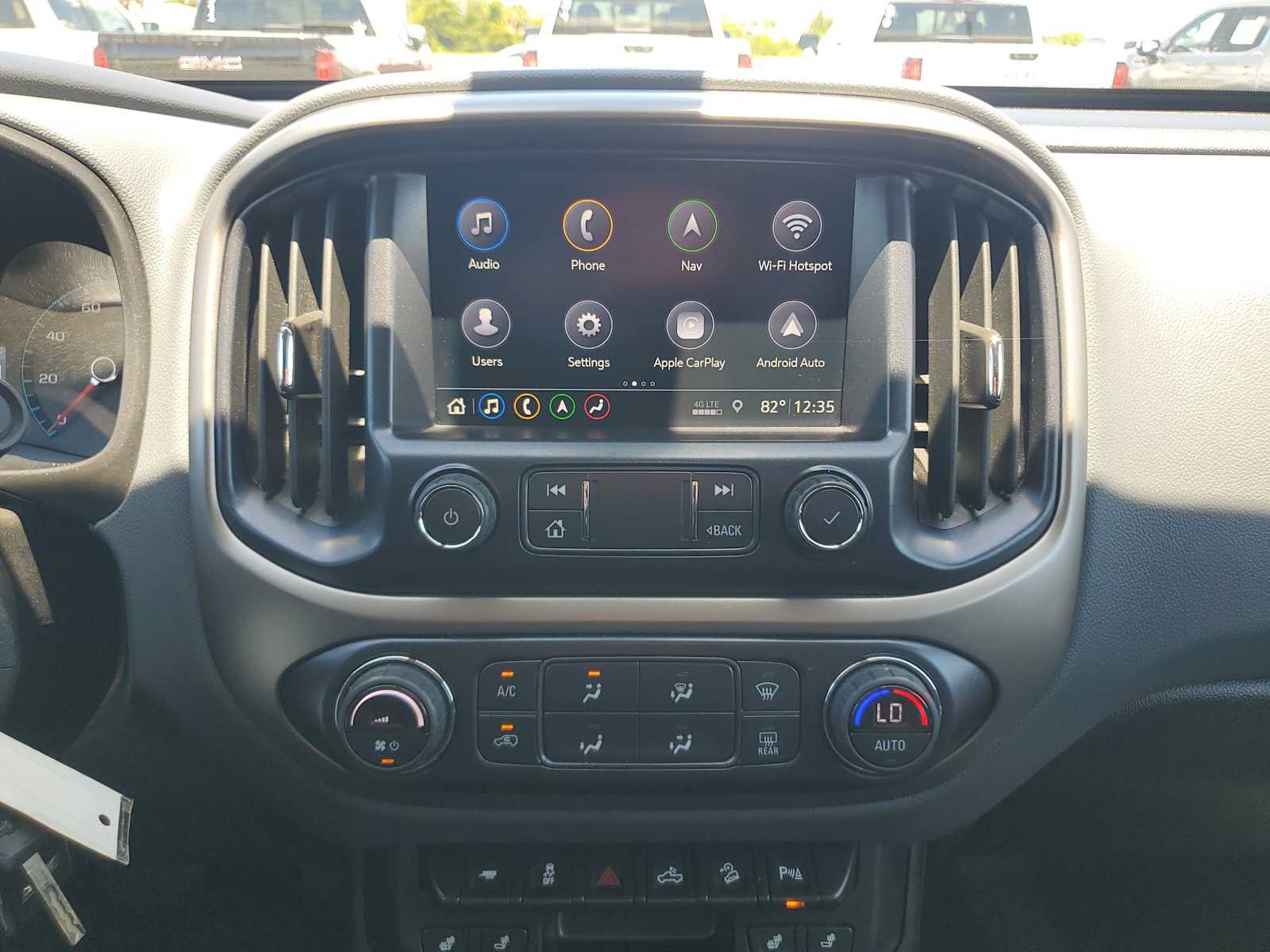 Used 2021 Chevrolet Colorado Z71 AWD/4WD image 16