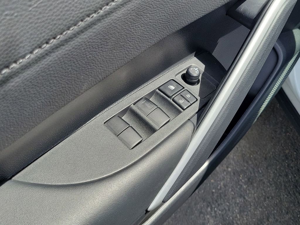 Used 2024 Toyota Corolla Cross XLE w/ Convenience Package FWD image 23