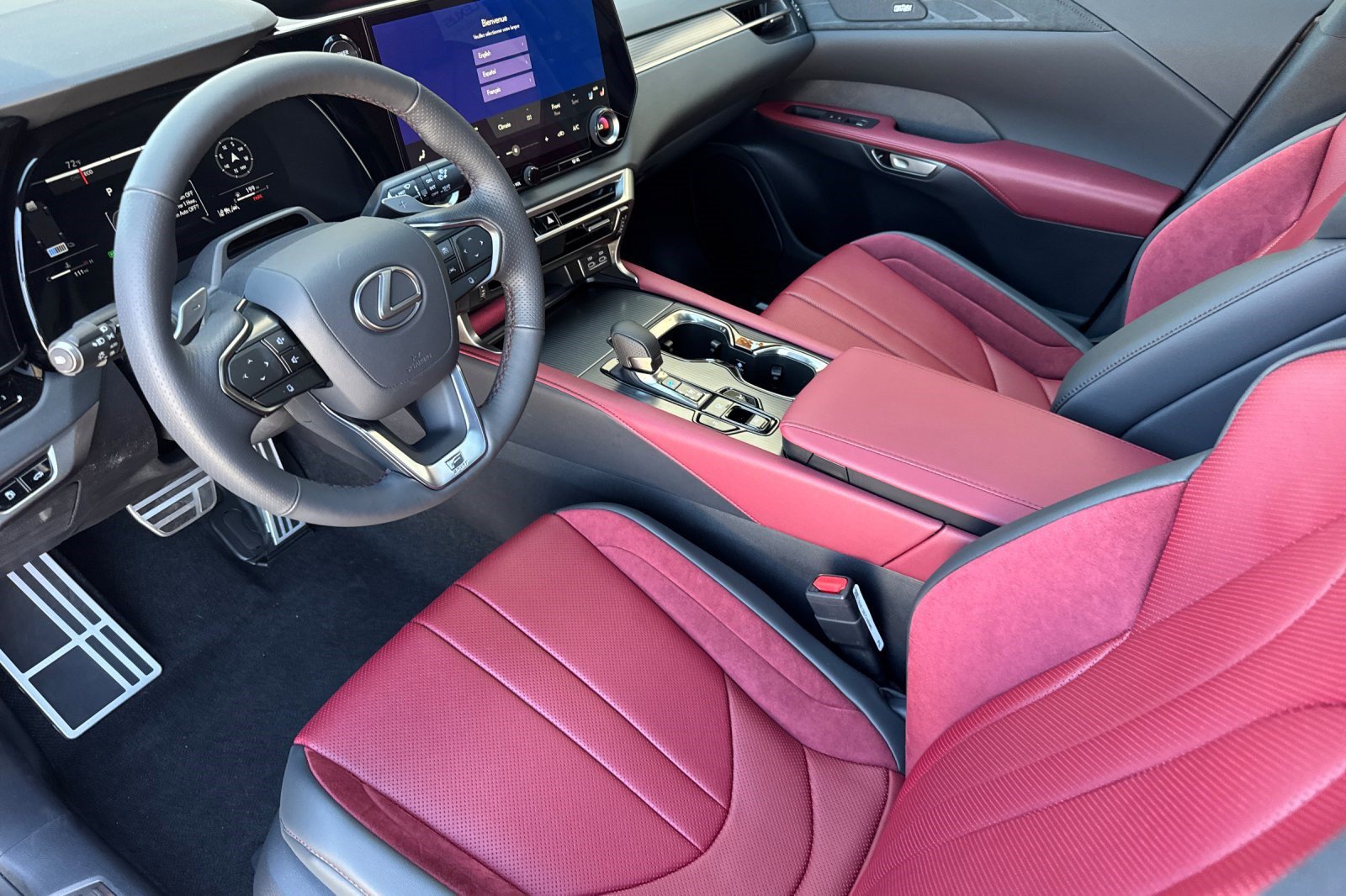 New 2026 Lexus RX 500h F Sport w/ Convenience Package AWD/4WD image 4