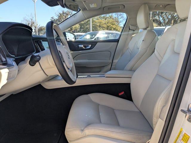 Certified 2025 Volvo S60 B5 Core image 25