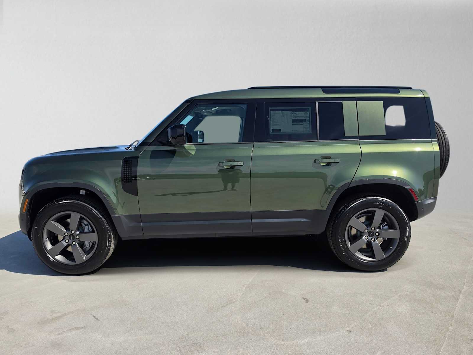 New 2026 Land Rover Defender 110 S AWD/4WD image 2