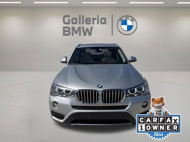 Used 2017 BMW X3 sDrive28i RWD image 2
