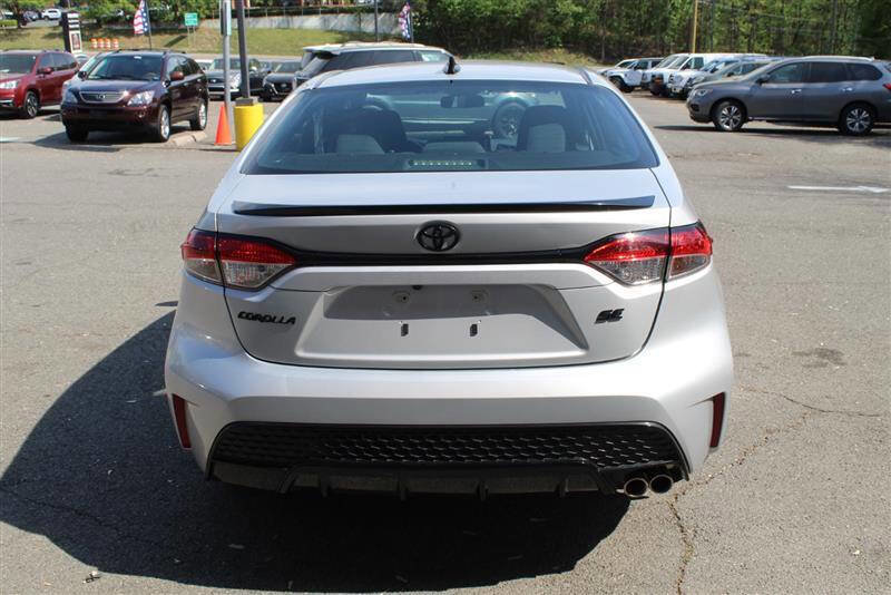 Used 2021 Toyota Corolla SE w/ Carpet Mat Package (TMS) image 4