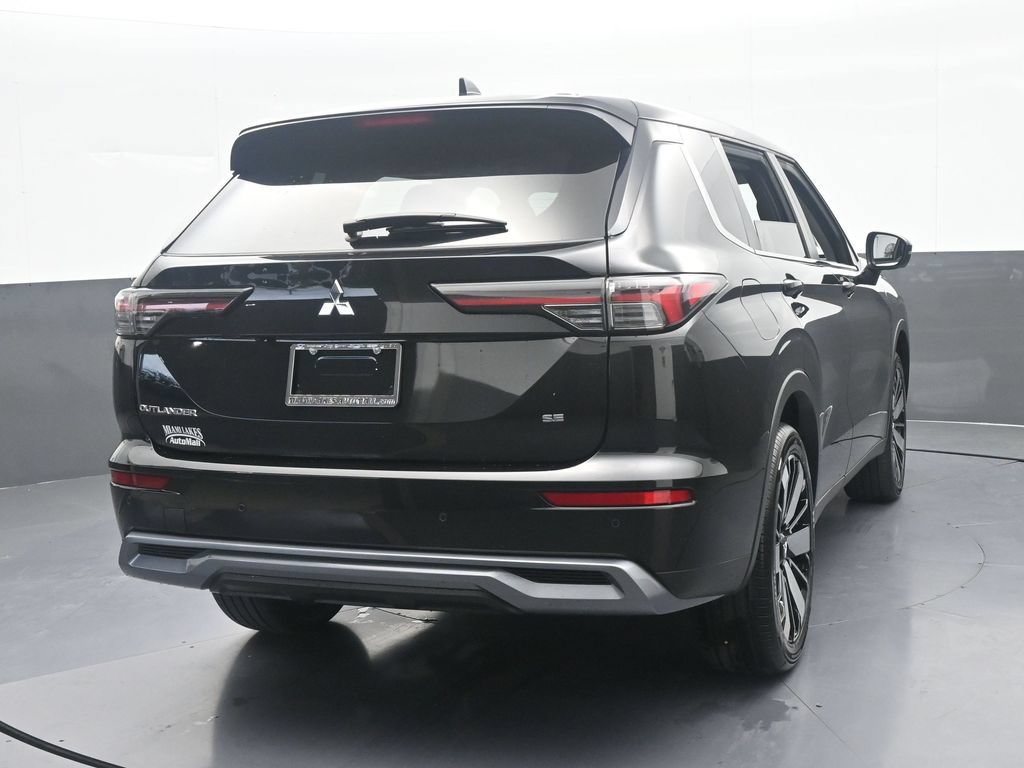 New 2026 Mitsubishi Outlander SE FWD image 5