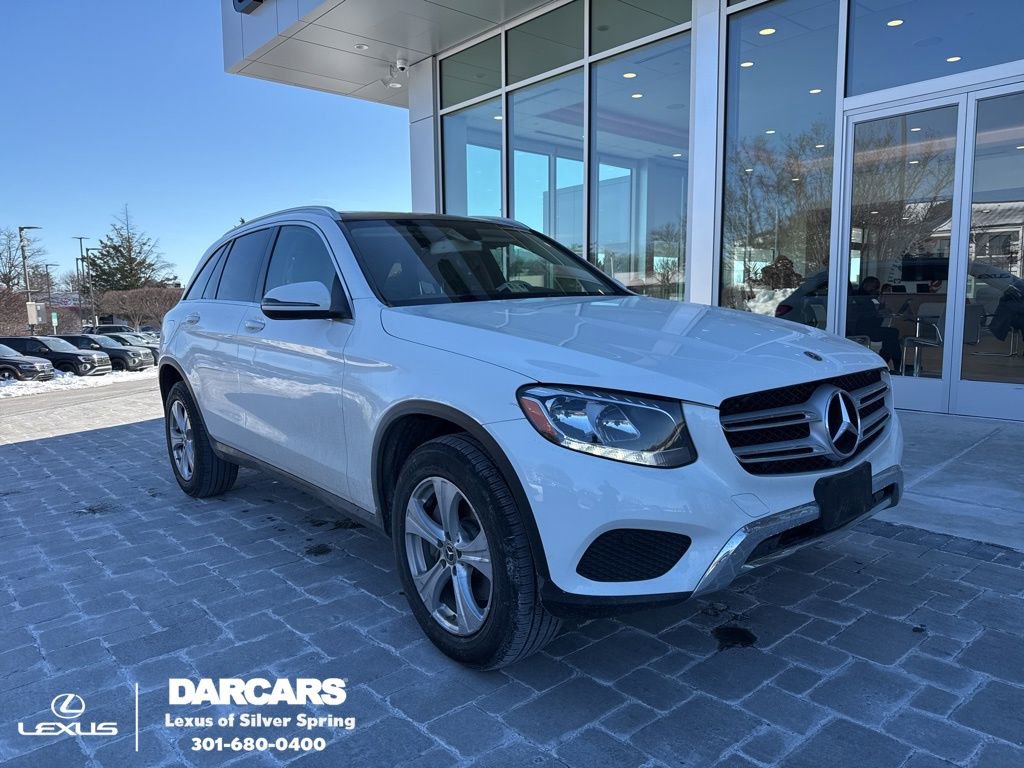 Used 2018 Mercedes-Benz GLC 300 4MATIC image 1