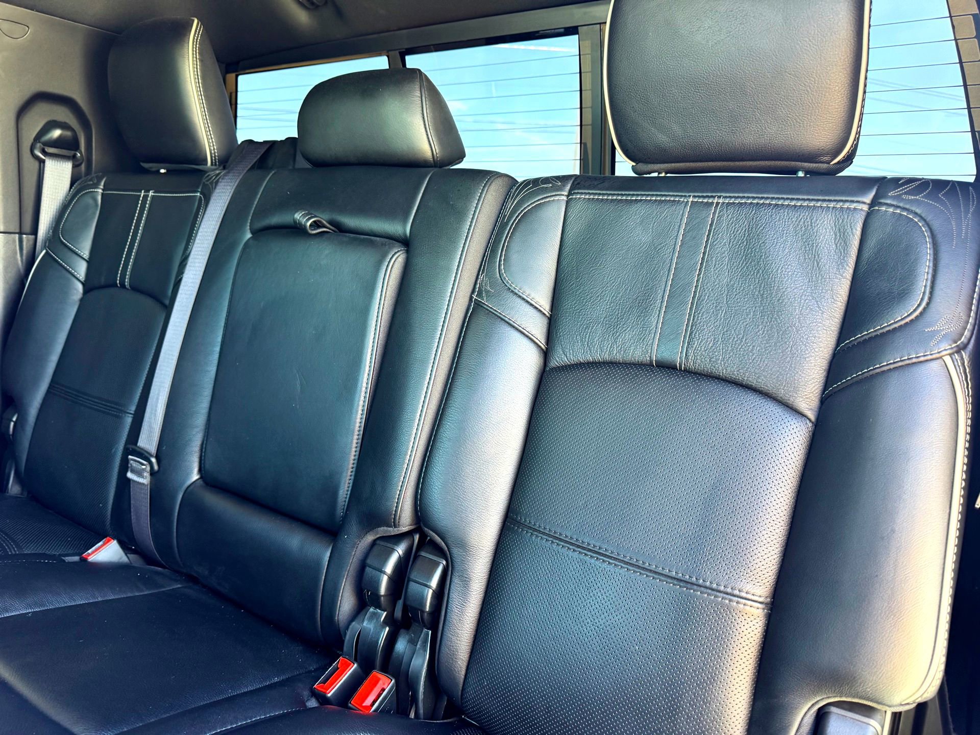 Used 2024 RAM 2500 Limited image 17