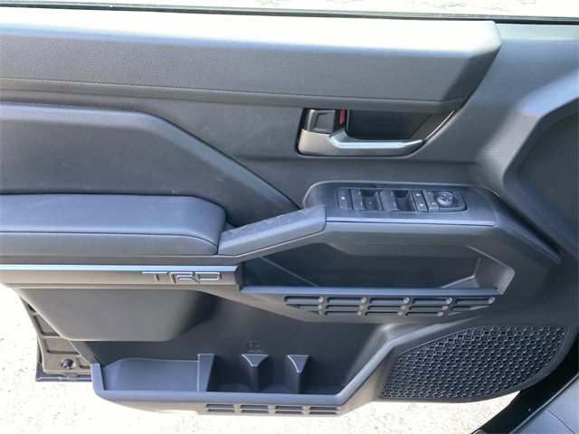 New 2025 Toyota Tacoma TRD Off-Road image 15