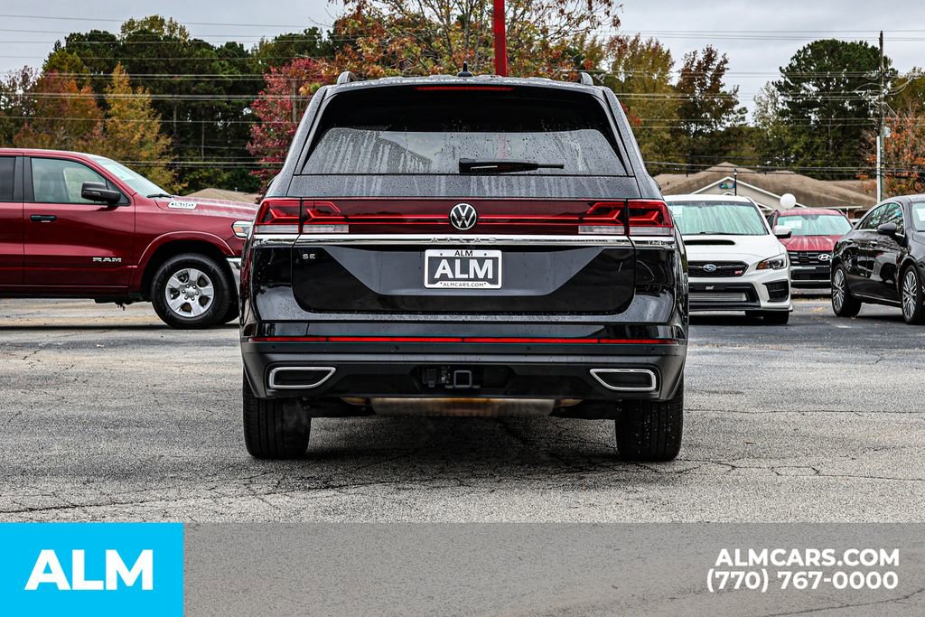 Used 2025 Volkswagen Atlas SE image 12