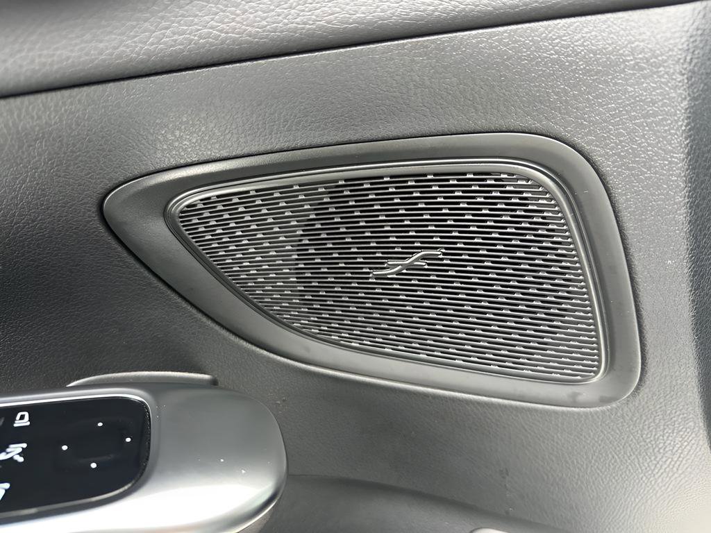 Used 2023 Mercedes-Benz C 300 Sedan image 15