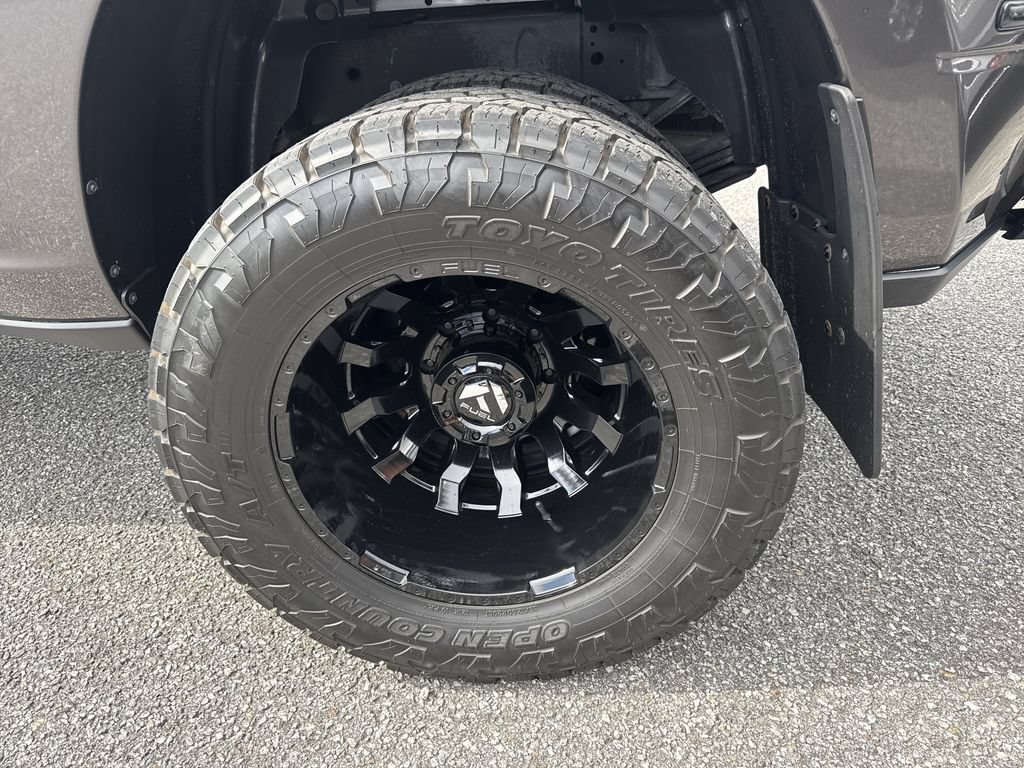 Used 2024 RAM 3500 Big Horn w/ Night Edition AWD/4WD image 19
