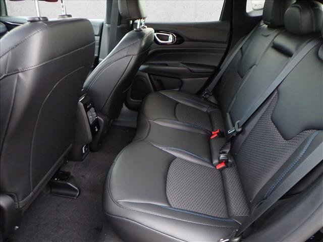 New 2026 Jeep Compass Latitude image 10