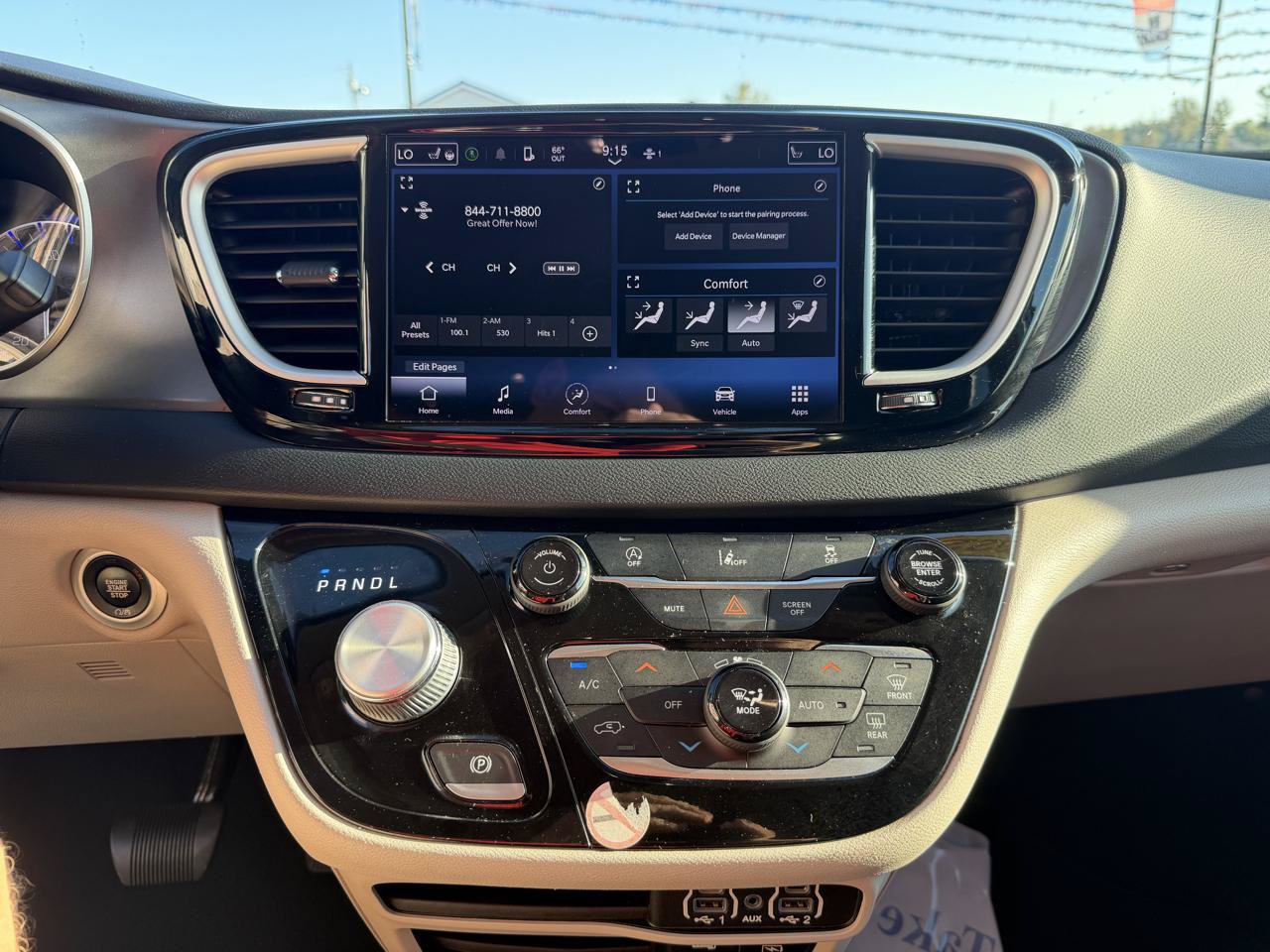 Used 2022 Chrysler Pacifica Touring-L FWD image 29