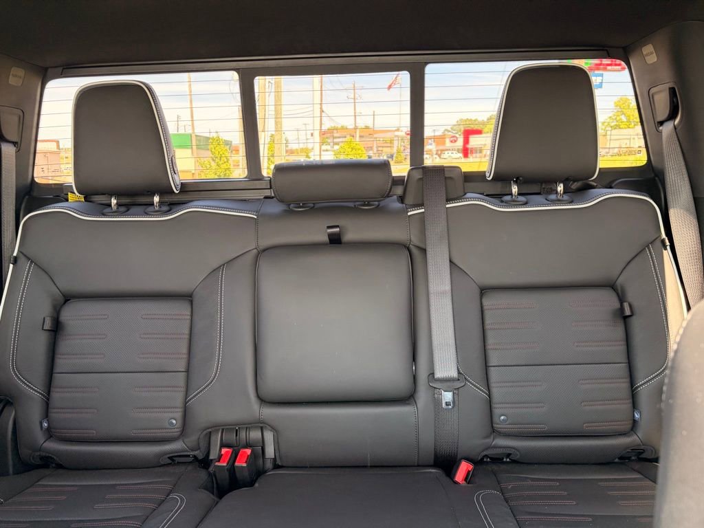 Used 2026 GMC Sierra 1500 AT4X image 27