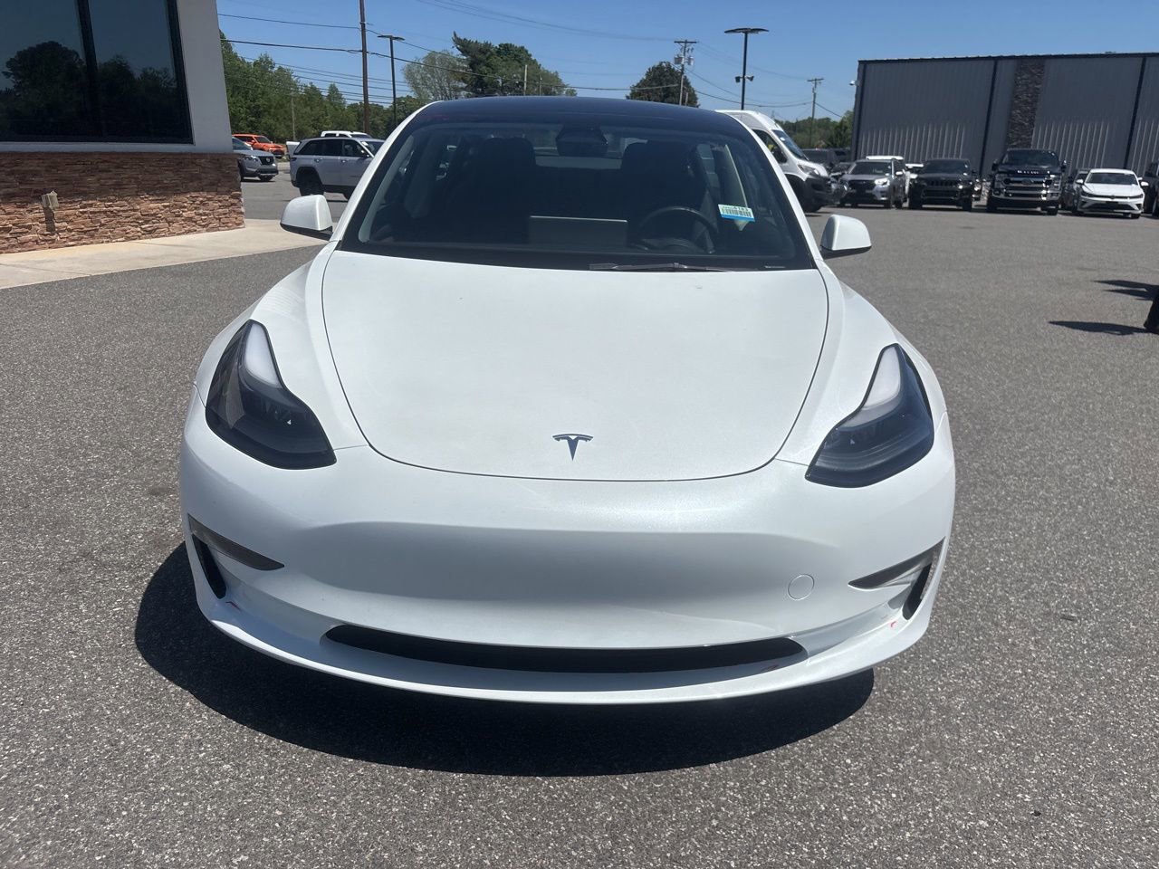 Used 2023 Tesla Model 3 Standard Range image 9