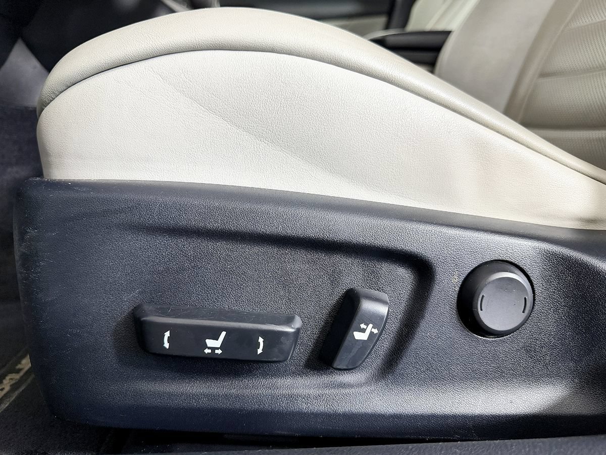 Used 2014 Lexus IS 350 AWD w/ F Sport Package image 29