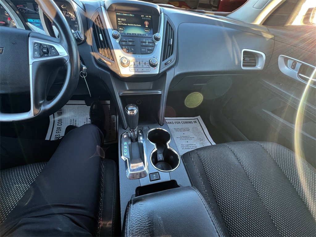 Used 2017 Chevrolet Equinox LT w/ Convenience Package image 23