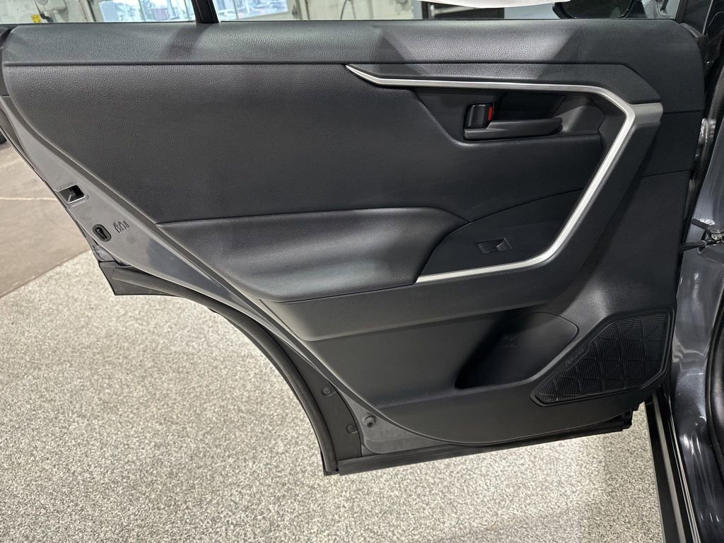 Certified 2022 Toyota RAV4 LE image 14